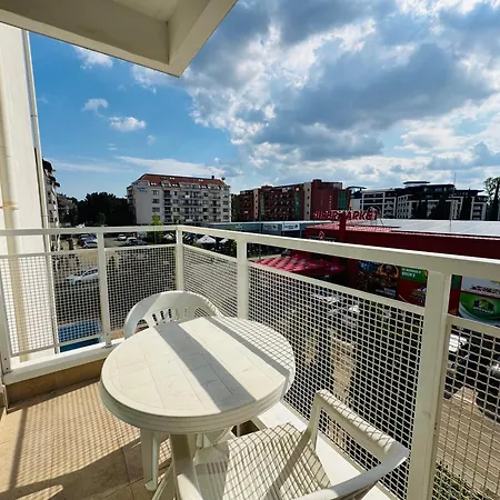 Апартамент Sunny House 202 One Bedroom Слънчев бряг