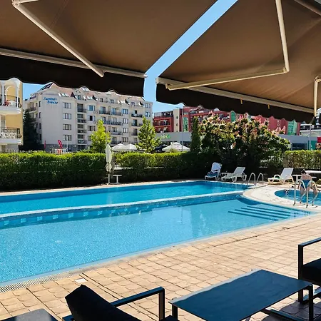 Sunny House 202 One Bedroom Апартамент Слънчев бряг
